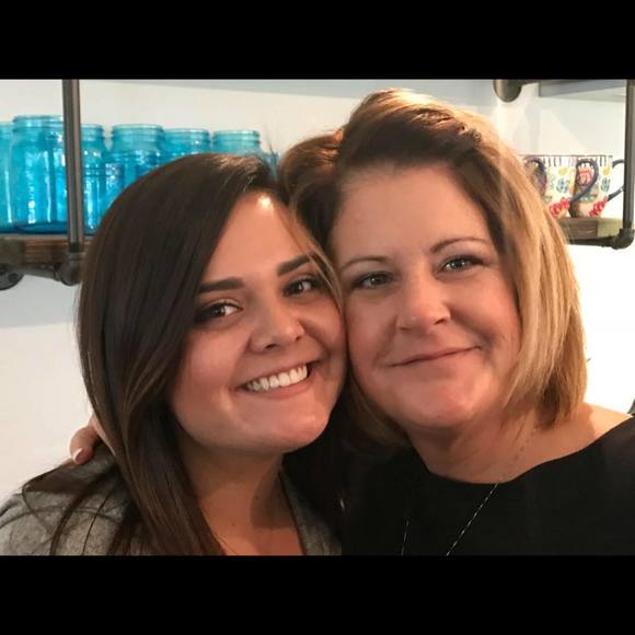 Meet your Posher, Ericka - Picture 1 of 1